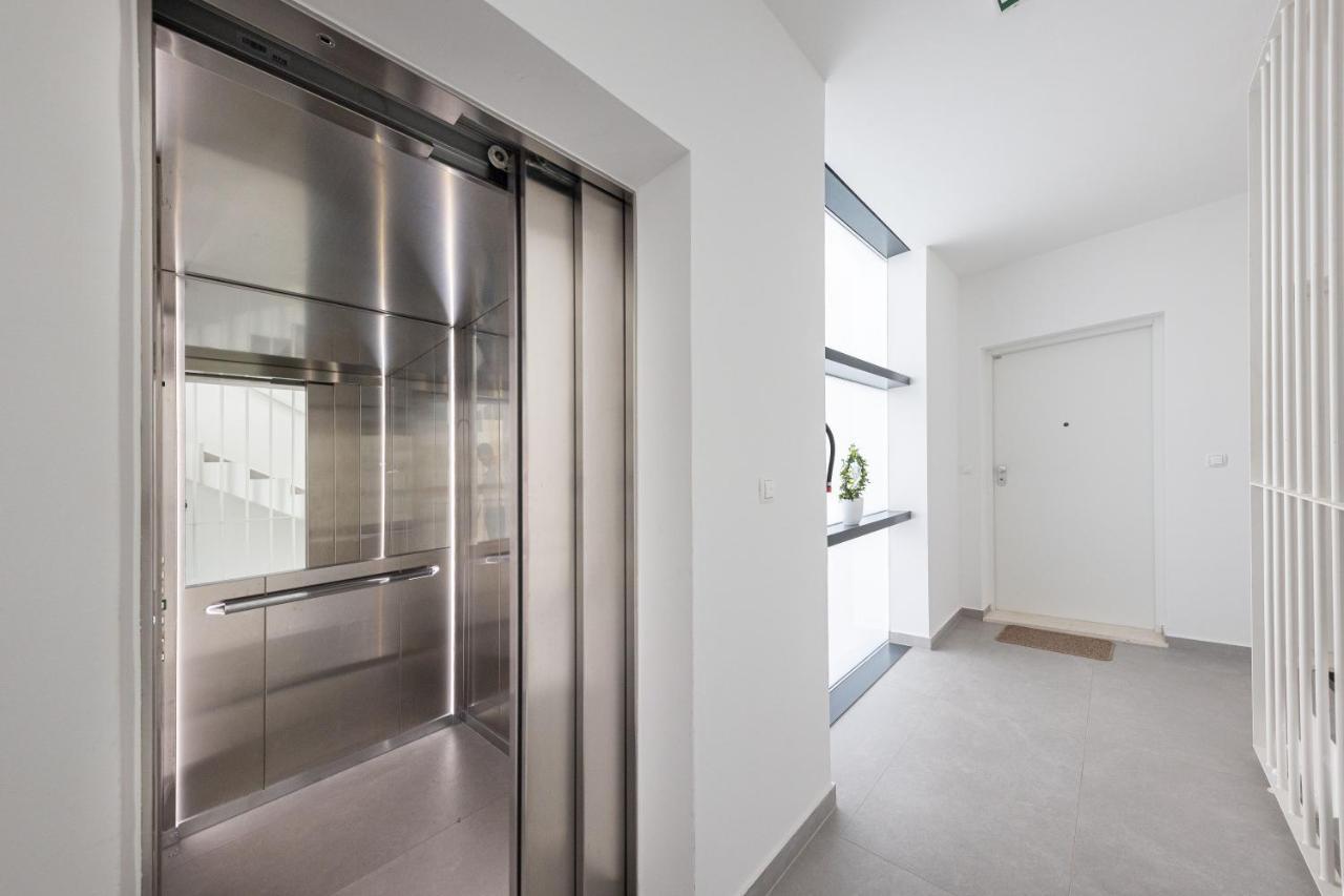 Apartment Abia Znjan スプリト エクステリア 写真